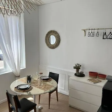 Le Saint-maur Lägenhet